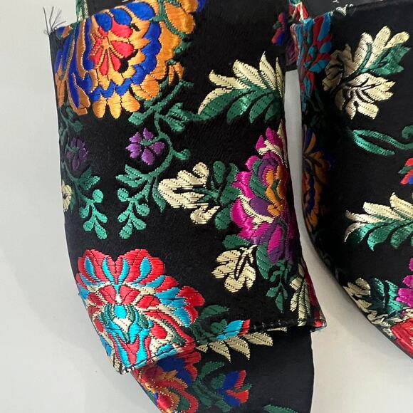 Christian siriano slip on pumps size 5 - Picture 2 of 4